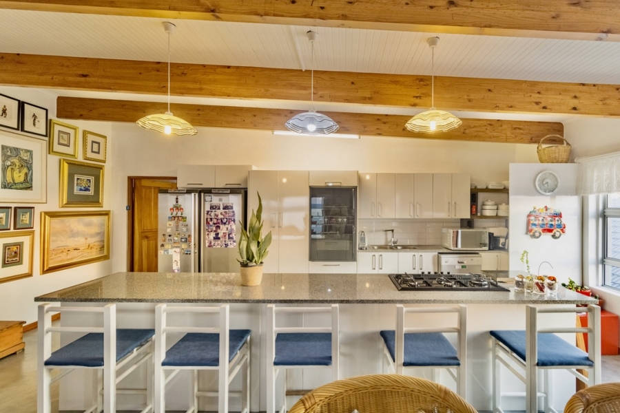 6 Bedroom Property for Sale in Yzerfontein Western Cape